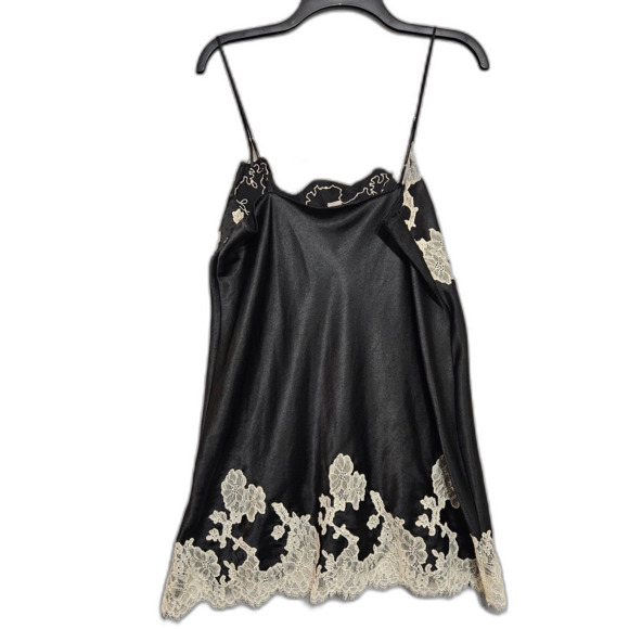 Victoria's Secret Medium Black with Ivory Lace Chamise Nighty Pajamas Romantic - Picture 3 of 7